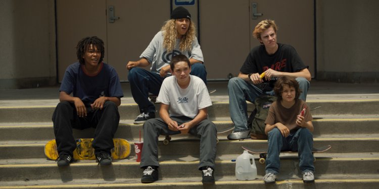 Jonah Hills Directorial Debut Mid90s Gives Fresh and Authentic Take on Adolescence