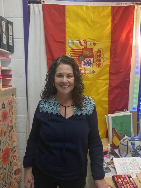 Victoria Kelley, Spanish teacher at Tallwood High School