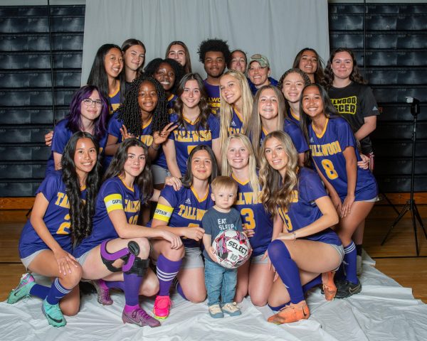 2023-24 THS Girls Varsity Soccer Team